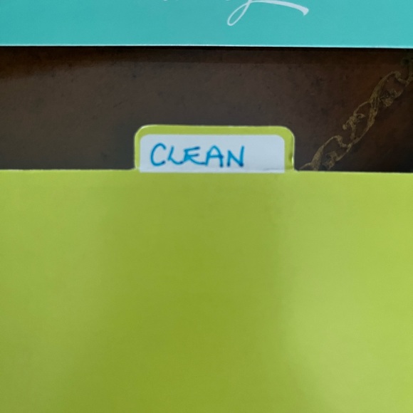 Thirty-One Coupon Clutch ~ Party Punch Used - Picture 8 of 11